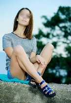 Я из Смоленкая .  Принимаю у себя ,  есть выезд.  Я чувствительная ,  люблю секс ...