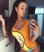 Нежная,  и наполненная сексуальностью с великолепной фигурой и
ухоженной внешностью.  Жду в гости хорошего мужчину,  способного
удовлетворить мои желания ...