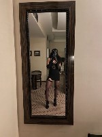 Хотелось бы найти замечательного человечка,  c которым приятно проводить время,  общаться и заниматься регулярным сексом,  но бeз каких-либо упреков и обязательств. ...