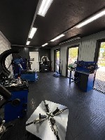 Вакансия - требуются шиномонтажники как на постоянную работу,  так и на сезон в пункты шиномонтажа в Москве и МО.  

· Межсезонье 60 тыс - 140 тыс /за 15 смен.  В сезон от 200 тыс /мес.  

· Гаран ...