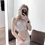 А если ты захочешь разнообразить наши встречи,  я открыта для экспериментов и фантазий 😍💦 Живу в самом сердце города,  где провожу время в уютной и роскошной обстановке 🏢💎 Мои услуги охватывают все тв ...