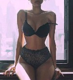 Привет.  Мне 26 лет живу одна.  Ищу партнера для встреч,  можно у меня.  Только одного для регулярных встреч для секса. ...