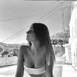 Желаешь настоящего огня? Я - огонь страсти,  готовая разжечь в тебе пламя желания.  Горячие губы,  стройное тело и умение доставить удовольствие - со мной ты забудешь обо всем на свете.  Один звонок,  ...