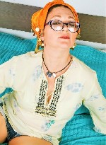 м.  Гражданский проспект,  Охотник за меховыми треугольниками.  
Красивая девушка ищет мужской заботы,  крепкого плеча. ...