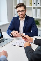 Национальная Юридическая Коллегия предлагает услуги по представительству имущественных интересов юридических лиц.  Мы поможем вам защитить свои имущественные права и добиться справедливого решения.  
 ...