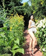 Познакомлюсь с мужчиной,  приличным и адекватным,  от 35 лет.  
Я стройная,  ухоженная,  с красивой грудью ...