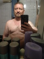 Привет,  женщины,  я 46 летний блондин,  женатый,  голодный,  ищу женщину,  люблю давать в рот,  вылизывать пи.  .  .  .  Ду,  и трахать в попку! Пишите,  познакомимся,  адекватный и не толстый(16см,  ...