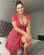 м.  Кировский завод,  Лицо в анкете открыто.  К Вам.  Ко мне.  Не профи.  Мои ножки готовы раздвигаться,  
а киска жаждет ощутить прикосновение твердого. ...