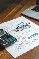 Юридическая компания «Налоговые споры» — это команда настоящих профессионалов в сфере налоговых споров.  
Наши юристы имеют высокую квалификацию и многолетний стаж работы,  которые позволяет им успеш ...