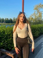 Женщина,  которая не верит в «слишком много».  
Страсти,  смеха,  поцелуев,  встреч — этого не бывает много.  И я готова доказать.  
ПИШИ В ТЕЛЕГРАММ:  @MilfaPuta ...