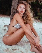 Погрузись в мир чувственных ласк с опытной и нежной компаньонкой.  Я создам для тебя атмосферу полного расслабления и удовольствия,  где каждое прикосновение будет наполнено страстью и нежностью.  Заб ...