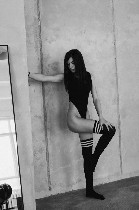 Познакомлюсь с русским,  адекватным,  30 лет для встреч 1-2 раза в неделю на моей территории ...