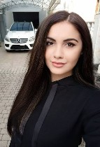 Гаражи, парковка объявление но. 3738115: Взрослая состоятельная женщина,  возьму на содержание.