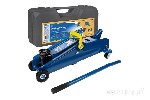 Подкатной гидравлический домкрат KRAFT 2.5 т,  кейс KT 820003 предназначен для плавного поднятия автотранспорта на высоту до 385 мм.  

Благодаря длинной рукоятке операции можно проводить стоя,  и с ...