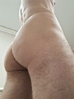 Я пасс 47 лет стройного телосложения .  ищю акт сбольшим приборам от 20см столстым стволом большой головкай за мп.  место есть для встречи пишите смс с фото вашего прибора .  возраст не имеет значения ...