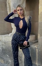 Я жду тебя в гости к себе,  моё тело,  упругая попка,  узкая дырочка будут тебя радовать тебя до тех пор,  пока ты не получишь яркий оргазм!!! Я сделаю тебе лёгкий эротический массажик,  помогу тебе р ...