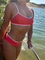 Стройная очень ухоженная реально симпатичная инди,  живу одна на Ладожской.  Фото мои настоящие.  
Предлагаю Вирт общение:  видеозвонок,  переписка с фоточками можно с голосовыми,  у меня есть сквирт ...