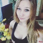 Ищу доброго,  спокойного мужчину от 35-ти лет.  Чистоплотность и конфиденциальность обязательны.  В личную жизнь не вмешиваюсь.  О себе:  симпатичная девушка стройного телосложения с легким характером ...