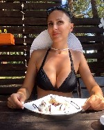 Ищу постоянного партнера для нечастых встреч,  парня или девушку.  Готова помогать материально,  возможно с проживанием,  помогу с переездом.  
Большой выбор женщин на сайте clubclassica.  org
clubc ...