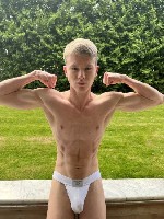 Девушка, ищу парня объявление но. 3729231: Если тебе скучно и хочется провести вечер в приятной компании – напиши мне СКИДКИ