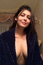 Женщина,  которая не про “спокойствие”.  
Мне скучно быть тихой.  Я люблю жаркие взгляды,  громкий смех и касания,  которые будоражат.  Хочешь почувствовать всё это?
ПИШИ В ТЕЛЕГРАММ:  @salexxy ...