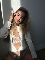 Девушка, ищу парня объявление но. 3474411: Скучно одному? ПОДАРОК ПОДАРОК ПОДАРОК