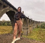 Охотно познакомлюсь с опытным мужчиной.  Я молодая красивая
девушка,  раскованная,  сексуальная фигура,  горячая и ненасытная.  
Хочу познакомиться с мужчиной для интересных встреч. ...