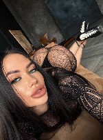 Ищешь страсти и пылкости? Я - пылкая леди,  готовая разжечь в тебе огонь желания.  Пышные формы,  нежные прикосновения и горячие поцелуи - со мной ты познаешь вершины удовольствия.  Позвони,  и я прие ...