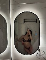 Полна страсти и похоти.  ценители красивых форм меня оценят по достоинству ...