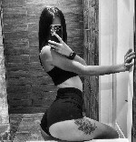 Звони красотке как можно быстрее,  поговорите и обсудите все,  что станете делать на совместном страстном свидании. ...