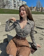 Давай знакомиться для встречи в реале если вы адекватны .  На втором фото мои контакты.  Реал не за деньги я не проститутка.  я очень добрая ...