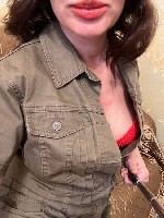 Хорошая любовница для обеспеченного мужчины! Сексуальная стройная ухоженная девушка,  живу одна метро Ладожская.  
Предлагаю свои домашние пикантные эро фото и видео,  очень сильно заводят,  поднимаю ...