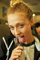 м.  Академическая,  Сосу в любых непонятных случаях.  Для тебя могу быть похотливой медсестрой,  развратной горничной или непослушной
школьницей в короткой юбке.  Ты сможешь жестко наказать меня за п ...