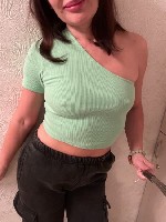 Предлагаю мои домашние пикантные эро фото и видео.  Очень озорные и классные! Готовые и на заказ.  
А также вирт общение со мной по видеозвонку,  переписке с фоточками.  Я умею сквирт! Очень секси –  ...