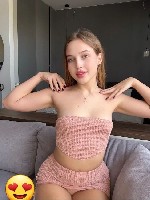 ​​​​​Ловите дамочку с отличной фигуркой 😌 Дикая пошлячка,  куралесит на полную 😈
Обожает дикий кекс и принимает на любую дыр#чку,  особенно любит когда держат за волосы и дубасят в п#пку 🤤ьалешешкшеш ...