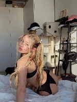 Привет работаю на выезд принимаю в апартаменты звоните по телефону 💋 лишние вопросы не задавайте ...