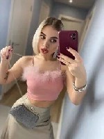 Привет😘всем я😍 вика люблю ласки нежности и жарких наче люблю 😍😍сладкое 💋Красной вино званити 💋💋 в любое время суток час одыха стоит 3000 два💋💋 чеса стоит 6000 ночь стоит 15000 жду вас и вашего огня бу ...