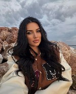 Умею и люблю доставлять удовольствие.  Ты останешься,  доволен нашей встречей.  Насладись мной до изнеможения ...