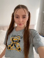 Я невинна и чиста! Мне 18 и у меня никогда не было парня,  мне очень стыдно😅 
Я уже от безысходности готова отдаться первому,  кто предложит встречаться.  
🙊Заходи ко мне в телеграмм 👉🙈 salexxy 💦 та ...