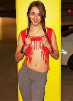 м.  Спортивная,  
Дам пошалить у себя между ножек.  Не поток! Люблю вежливых и адекватных мужчин.  Жизнерадостна,  симпатична,  ласкова.  
Обожаю расслаблять и вдохновлять мужчин,  обожаю делать им  ...