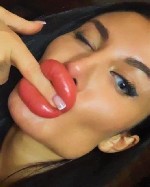 м.  Черная речка,  Встану на колени и послушно смотря тебе в глаза отсосу твой член,  ласково и умело полижу тебе попку. ...