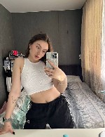 Аня🍑89365012940Привет всем жду к себе вас в гости и так же выезжаю на выезд так же присутствует подружка и так же час стоит 4.000руб два чиса стоит 8.400руб три чиса стоит 12.500руб так же все воппосы ...