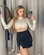 Г.  Нерюнги

Час 2000р
Два часа 4000р
Ноч 15000р

По поводу услуг полная программа все включено

Классический секс
Канал
Минет
МБР
БДЭСМ

Три вида массажа
Классический
Эротический
Тай ...