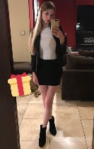 Я Виктория знакомлюсь для встречи.  Реал не за деньги а для взаимного удовольствия.  На втором фото написала свои контакты.  я очень добрая ...