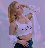 Интересуют только реальные встречи,  основанные на взаимном желании встреч,  не люблю грубых мужчин ...