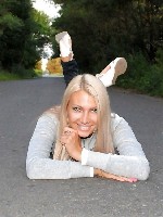 Может найдется мужчина на одну встречу.  Без обязательств.  Встреча в моей машине или в отеле.  АвтоМинет 🚘 Больше нигде.  Хочу испытать все!!!Бесплатно.  
Здесь вы найдете мой номер телефона ПИШИ В  ...