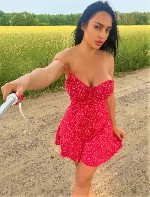 м.  Коменданский проспект,  Горячая распутница,  настоящая мастерица эротических ласк.  
Поверь,  твой агрегат будет в надежных руках. ...