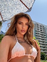 Со мной тебе будет легко и комфортно.  Умею создать нужное настроение,  наполнить вечер теплом и уютом.  
Возможен выезд или встреча в апартаментах.  Не теряй время,  пиши,  договоримся.  
Связь со  ...