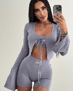 Индивидуальный подход к тебе,  твоему настроению и желаниям гарантирован.  Всегда предложу чай,  кофе,  лимонады или что-то покрепче из мини-бара – уверенна,  найдется что-то по вкусу. ...