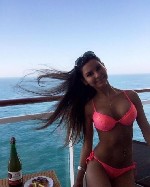 Молодая и очень сексуальная девушка пригласит в гости хорошего
мужчину! Окунемся в приятную атмосферу ласк и нежности! Напишите
мне ...